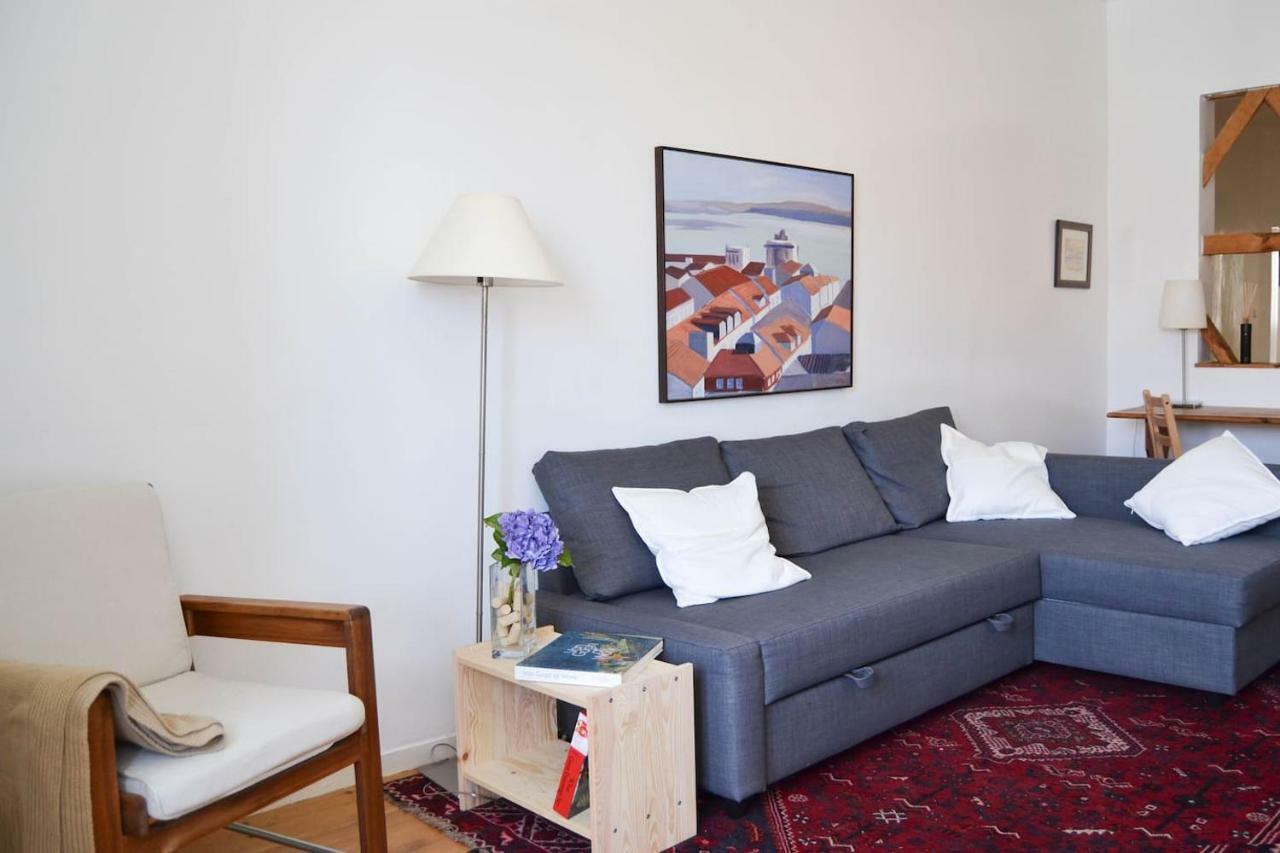 Family Apartment By The River Lisbona Esterno foto